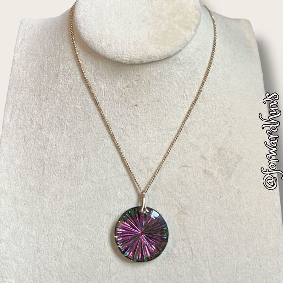 1970s - 1980s Iridescent Pendant with 24-Inch Chain - Picture 3 of 8